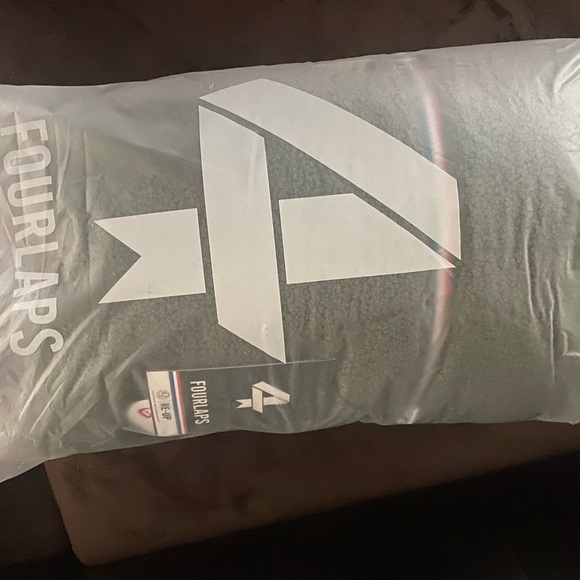 NWT Four Laps Polar Quilted Sherpa Reversible Jacket in Thyme/White Sz S - Picture 5 of 6